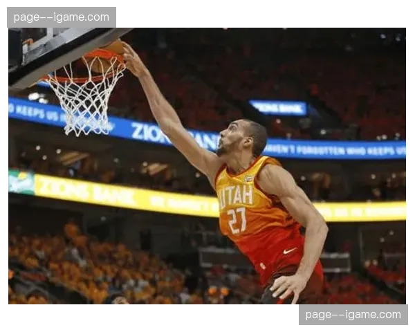 德泽尔比回应0-5惨败:五后卫非败因,四后卫反而更糟 德泽尔比回应0-5惨败:五后卫非败因,四后卫反而更糟