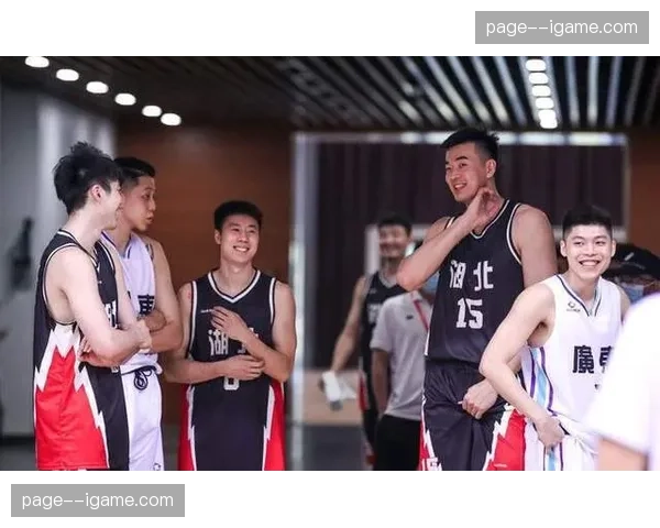 杜兰特批评全明星新赛制“可怕”，呼吁回归传统东西部对抗模式